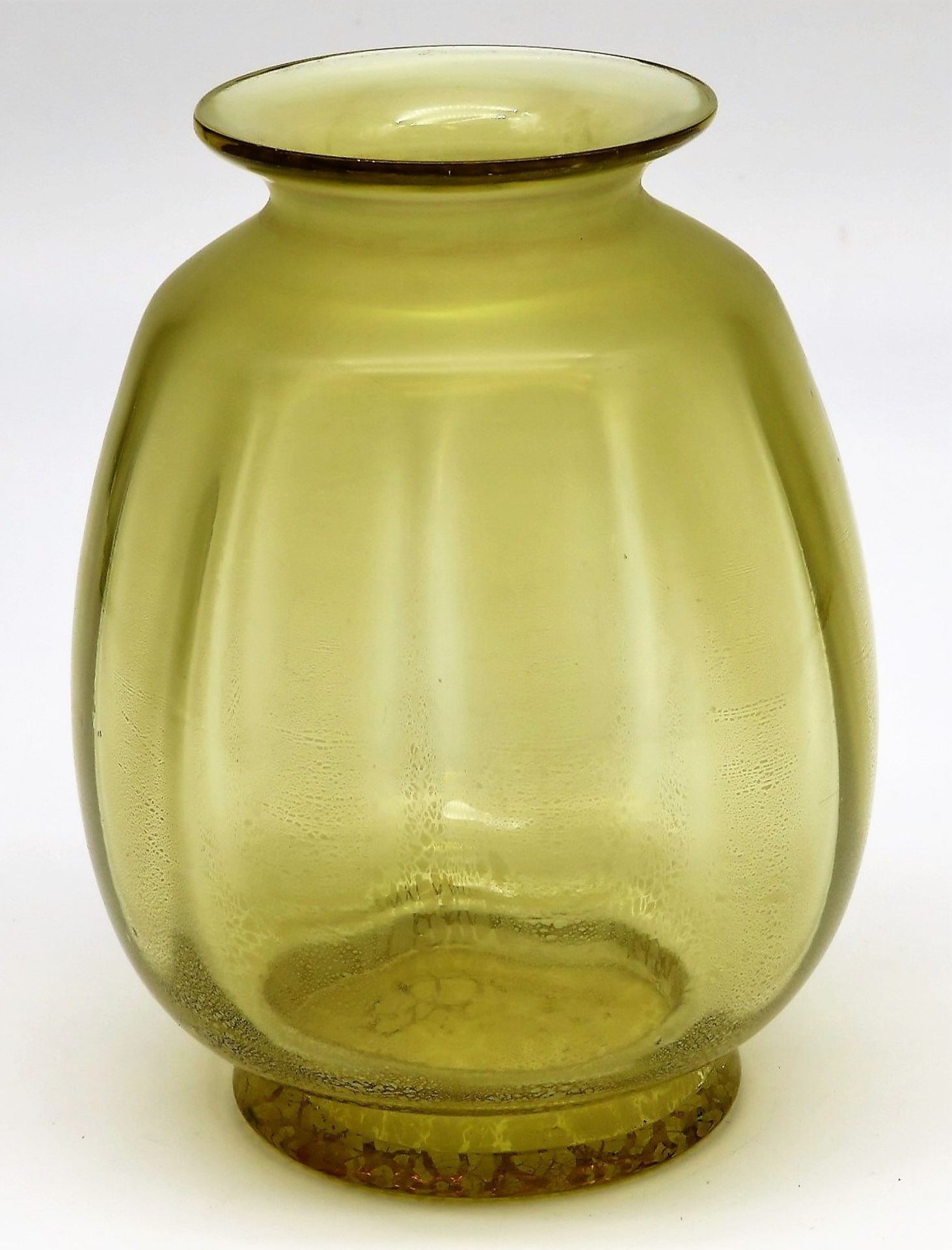 Vase, Niederlande, Leerdam, Jugendstil, um 1900, dickwandiges, bernsteinfarbenes Glas mit Netzdekor