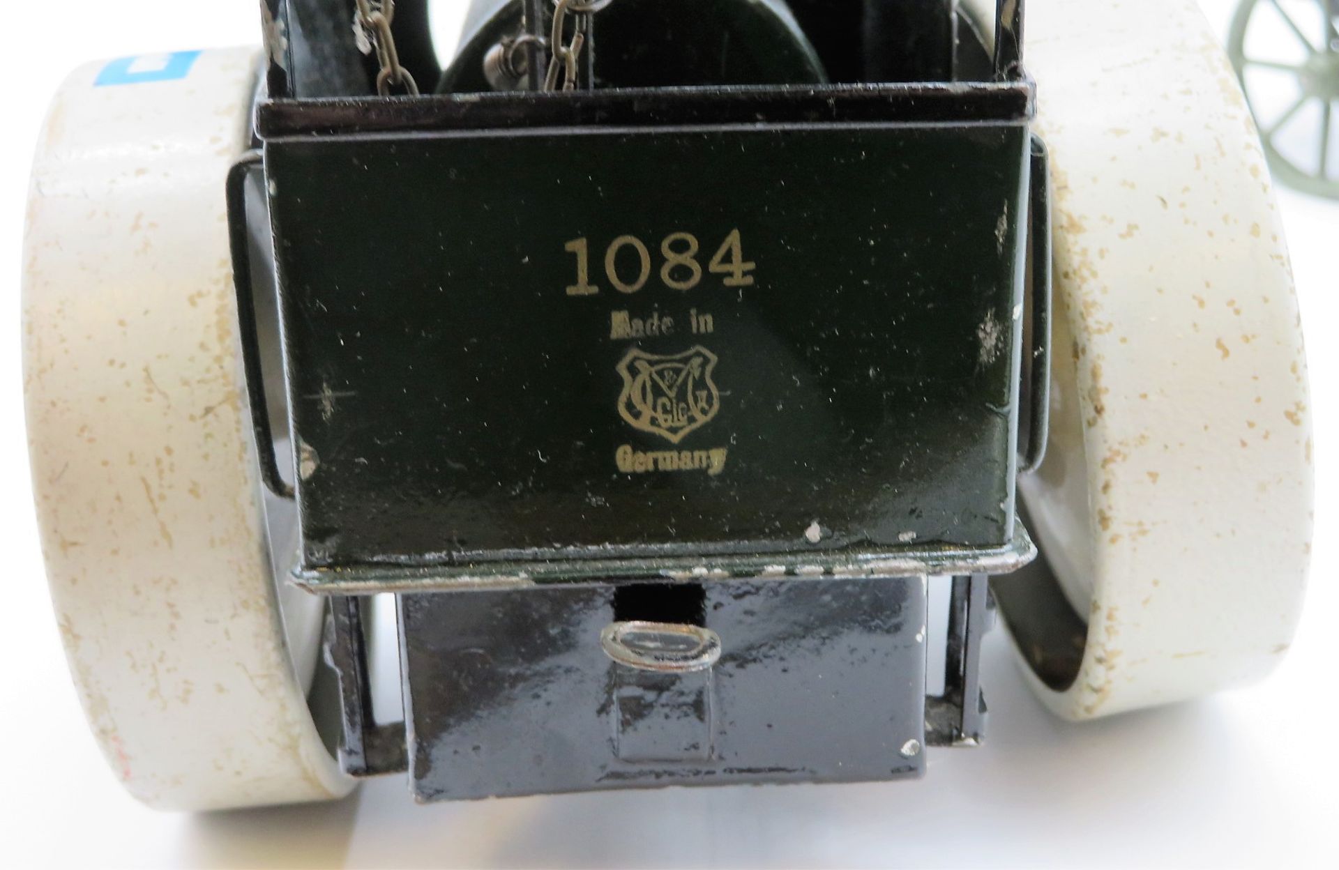Dampfmaschine, Märklin, Straßenwalze mit Anhänger, Nr. 1084, "Strassenbauamt", Uhrwerkantrieb, Blec - Bild 3 aus 3