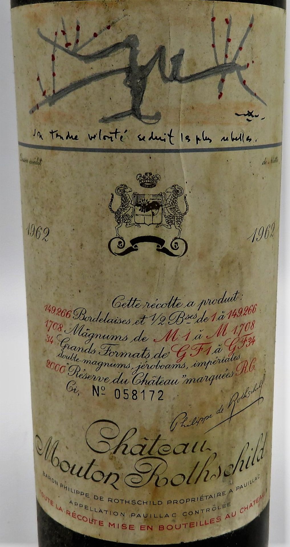 Flasche Rotwein, Chateau Mouton Rothschild, 1962, 1er Grand Cru Classé, No 058172. - Bild 2 aus 2