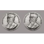 2 Gedenk-Medaillen, Graf von Zeppelin, 100 Jahre LZ1, 2000, Silber 999/000, punziert, 66 g, d 4 cm.