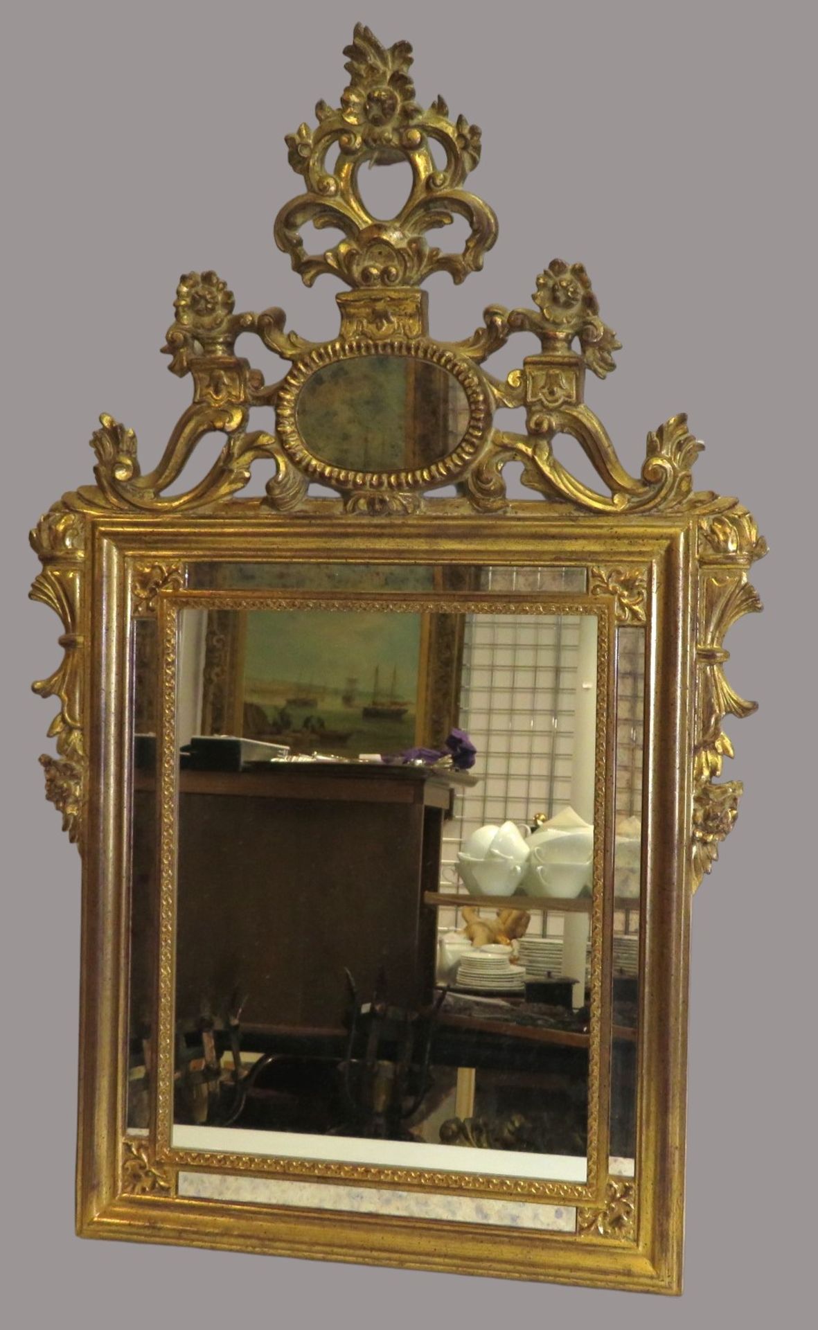 Spiegel, 1. Hälfte 20. Jahrhundert, Holz geschnitzt, vergoldet, teils durchbrochen gearbeitet, 87 x