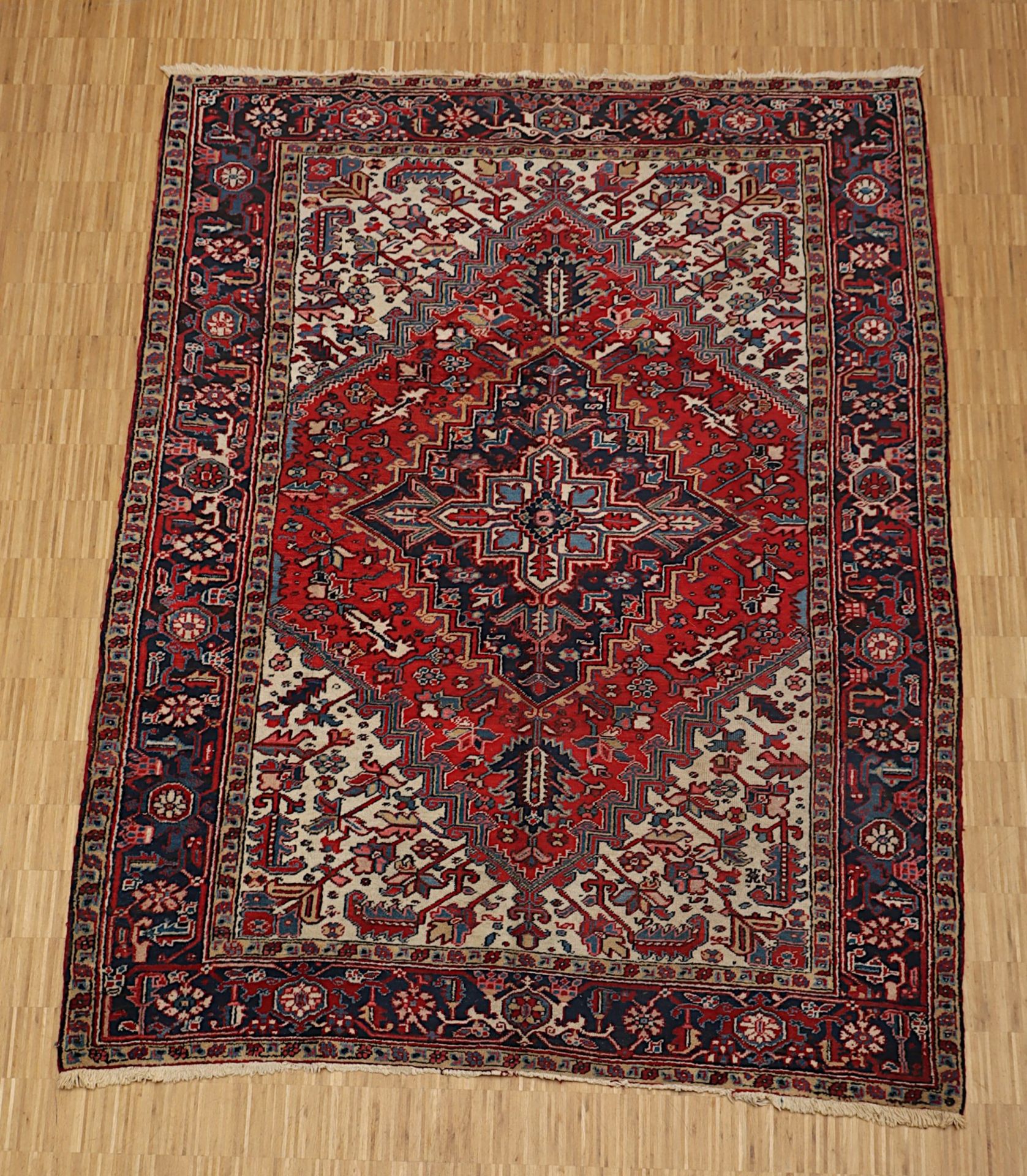 KLEINER TEPPICH HERIS, PERSIEN, 270 x 205, Zustand B 