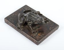 FROSCH, Eisen, geschwärzt, 7 x 7, BERLIN, um 1900 