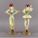 PAAR HARLEKINFIGUREN, farbloses, rotes und amberfarben getöntes Glas, polychrome Einschmelzungen, H