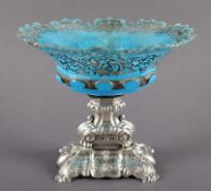 SCHALE, blauopakes Glas, geschliffen, best., Dekor aus Silveroverlay, Fuß aus Silberlegierung, L 21