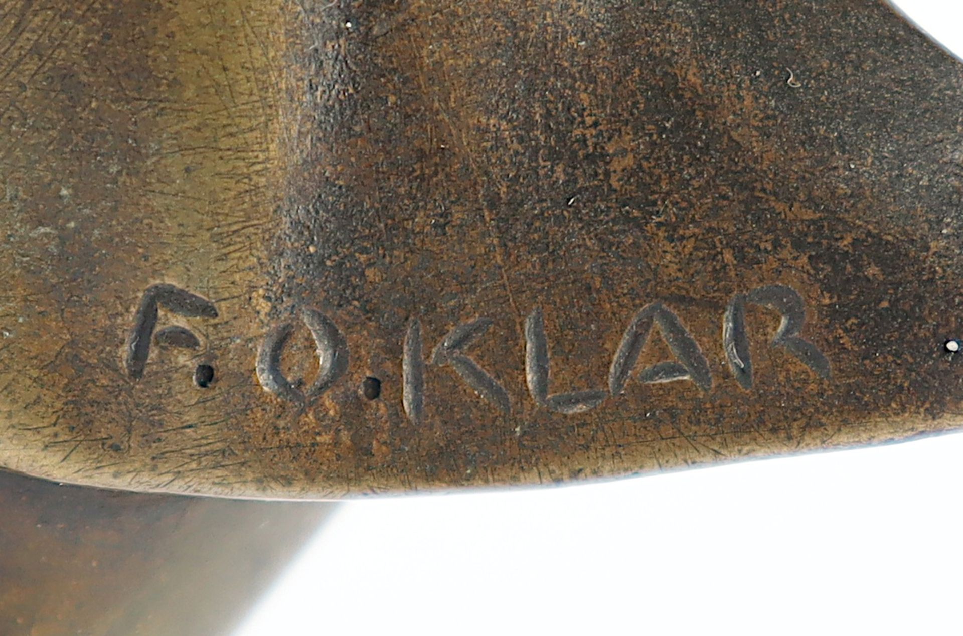 KLAR, F.O., (Deutsch, um 1920), "Tänzerin", Bronzefigur, signiert, H 15, Marmorsockel  - Bild 3 aus 3