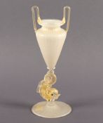 VASE, farbloses Glas, teilweise weiß-opak überfangen, Goldstaubeinschlüsse, H 22,5, originales Hers