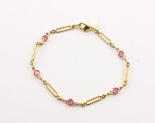 ARMBAND, 24 Karat Gelbgold, GF, besetzt mit roséfarbenem Glas, L 19, 3,1g 