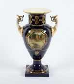 AMPHOREN-VASE, Modell Französische Vase, königsblauer Fond, reicher, teils pastos aufgetragener Gol