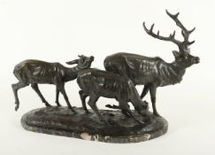 MALAVOLTI, Angiolo (1876-1947), "Hirsch mit zwei Kälbern", Bronze, H 40. L ca. 68, auf der Standflä