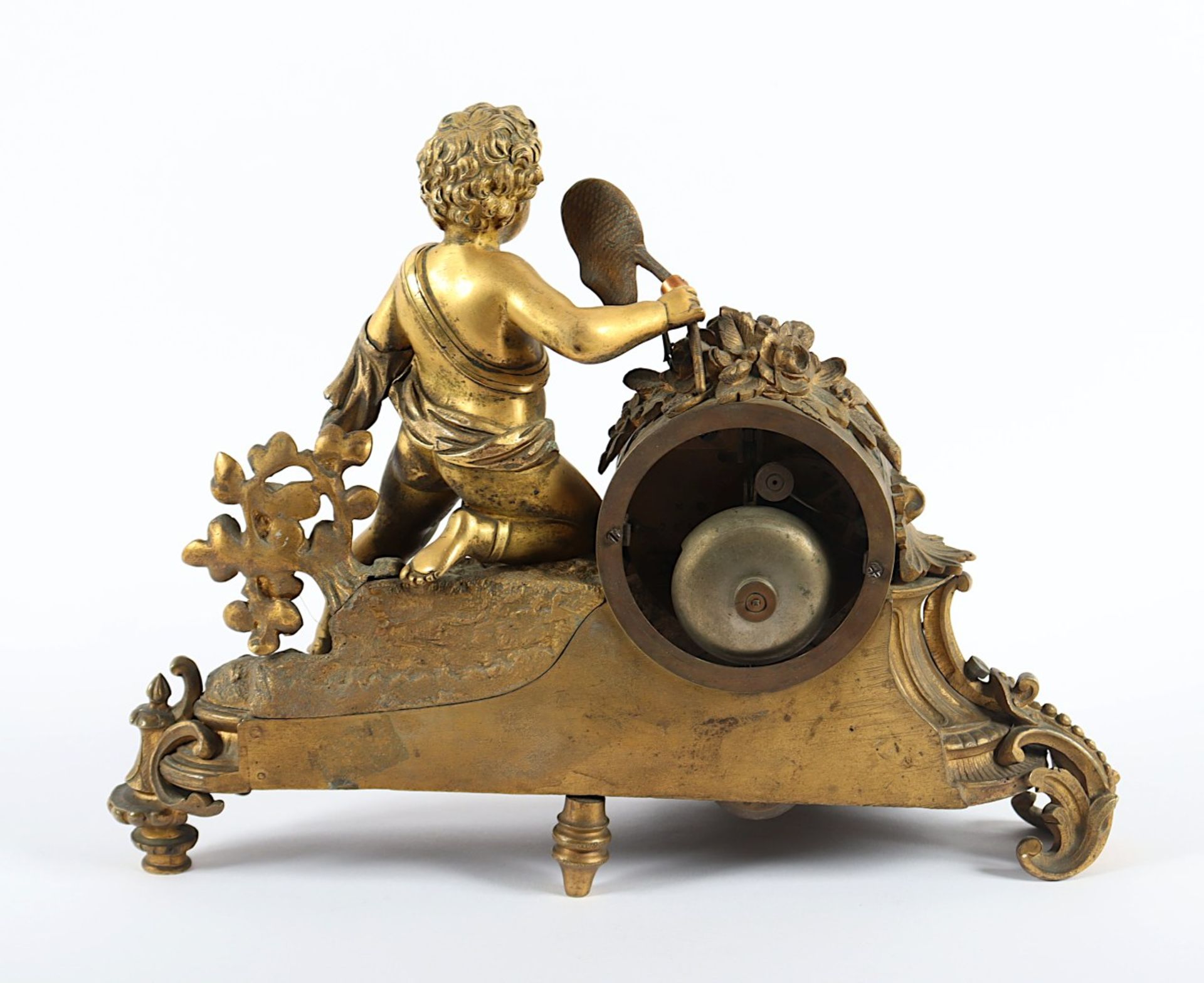 FIGURENPENDULE, Bronze, vergoldet, besch., Werk mit Schlag auf Glocke, rev.bed., H 26, beigegeben e - Bild 3 aus 5