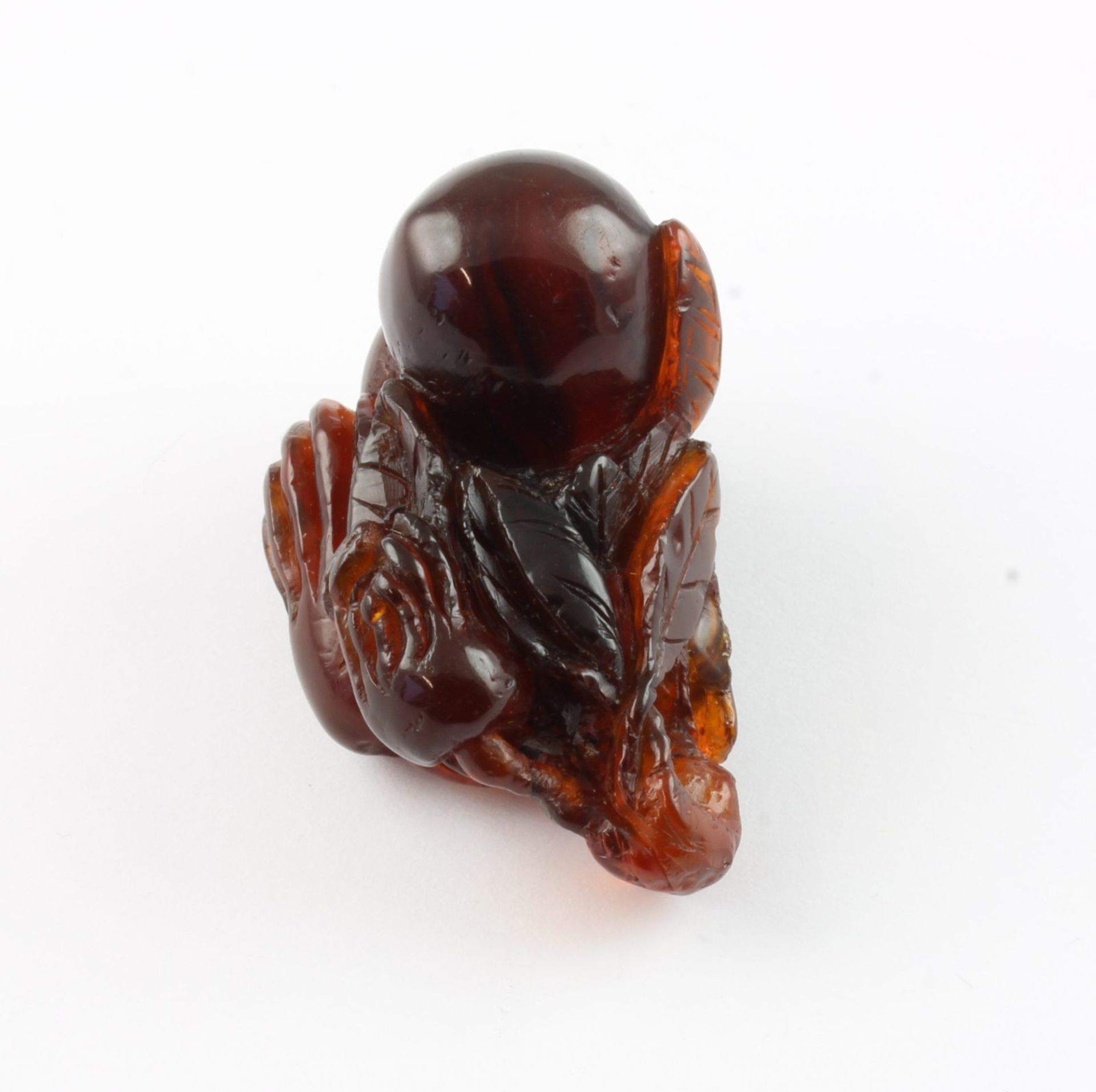 NETSUKE FRÜCHTE UND SCHMETTERLING, Kunststoff, JAPAN - Bild 3 aus 4