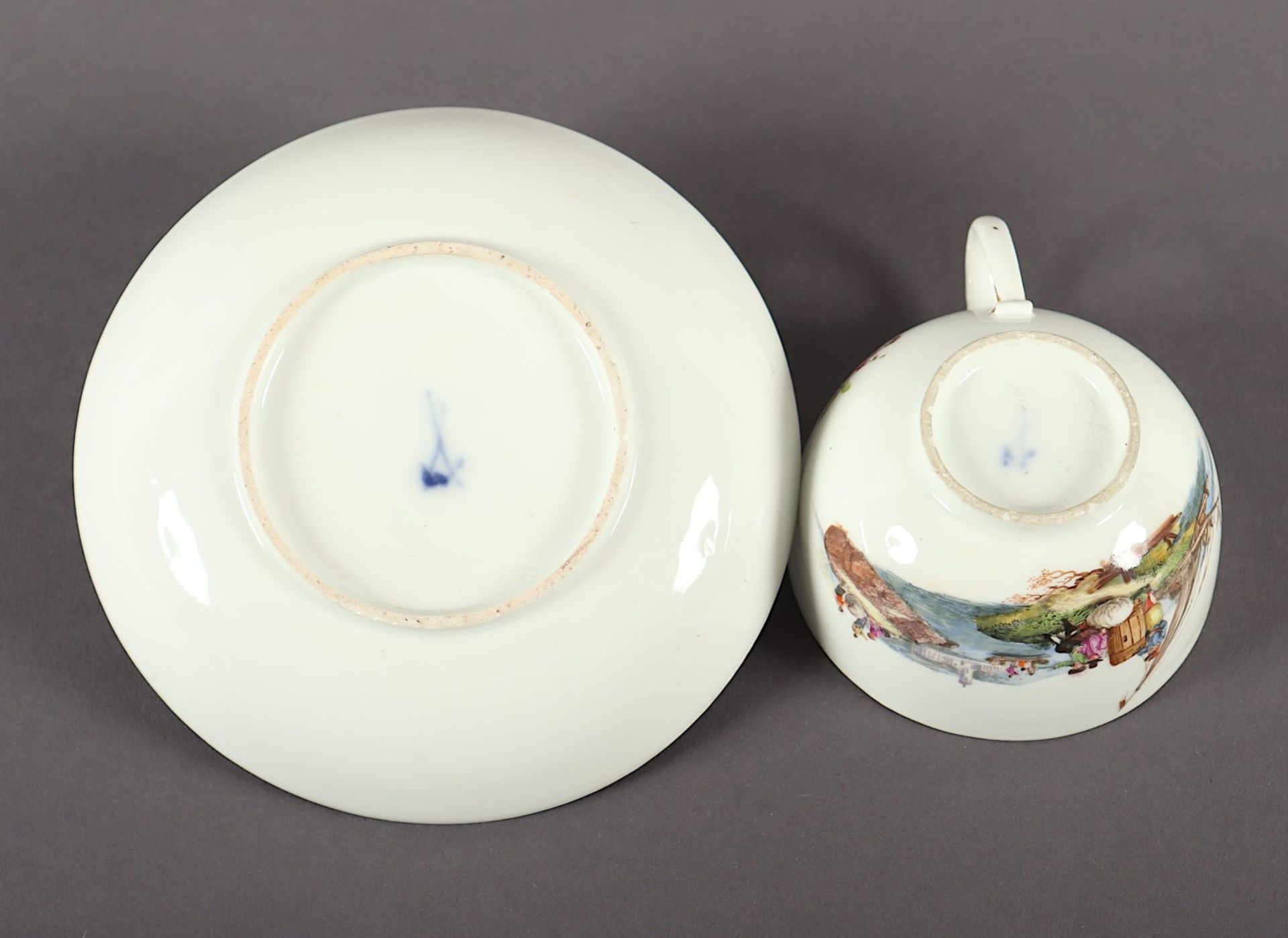 Tasse mit Untertasse, Kauffahrteiszene, Meissen, um 1740 - Image 3 of 3