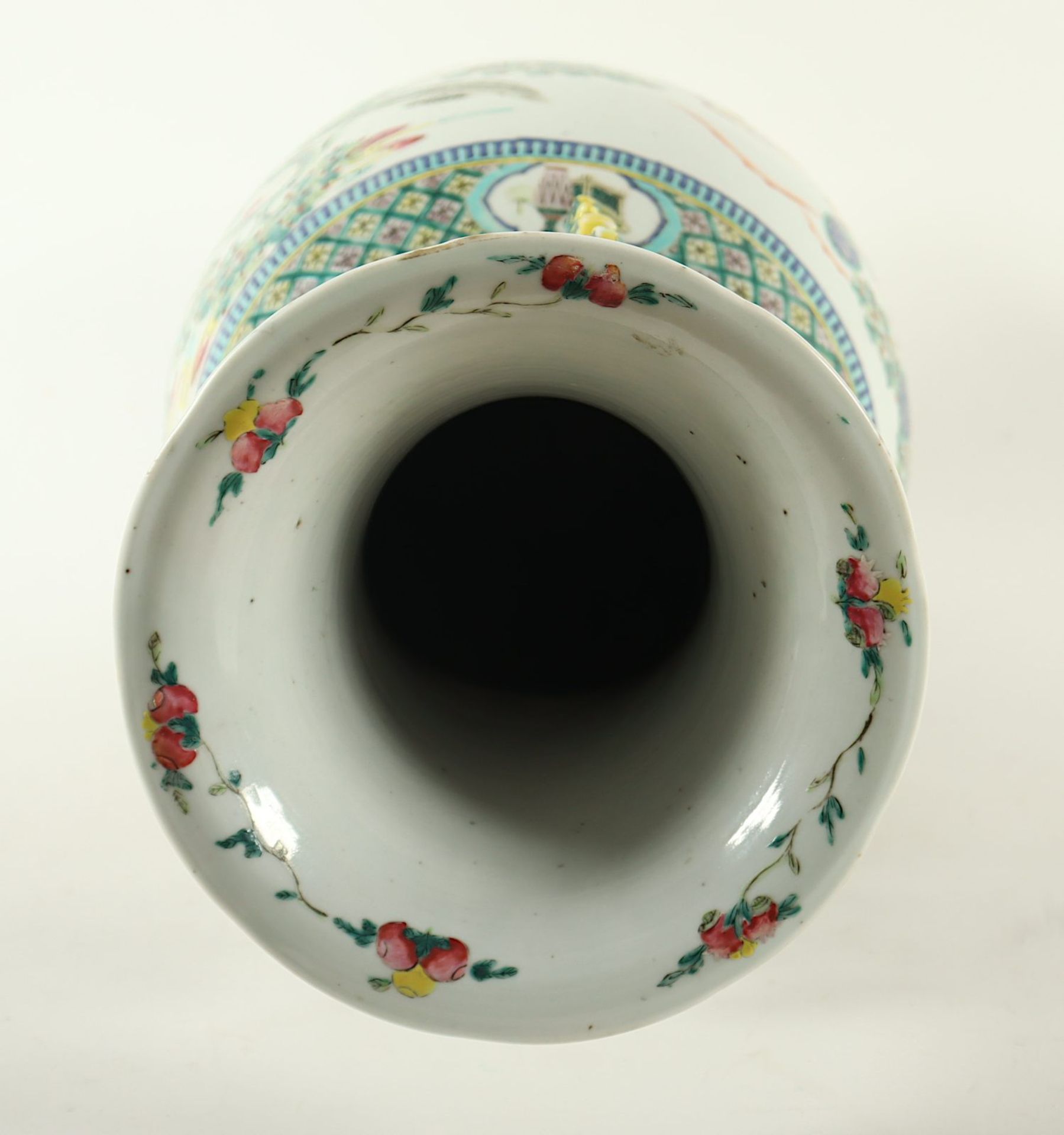 Vase, Porzellan, famille rose, Gottheiten, China, E.19.Jh. - Image 5 of 6