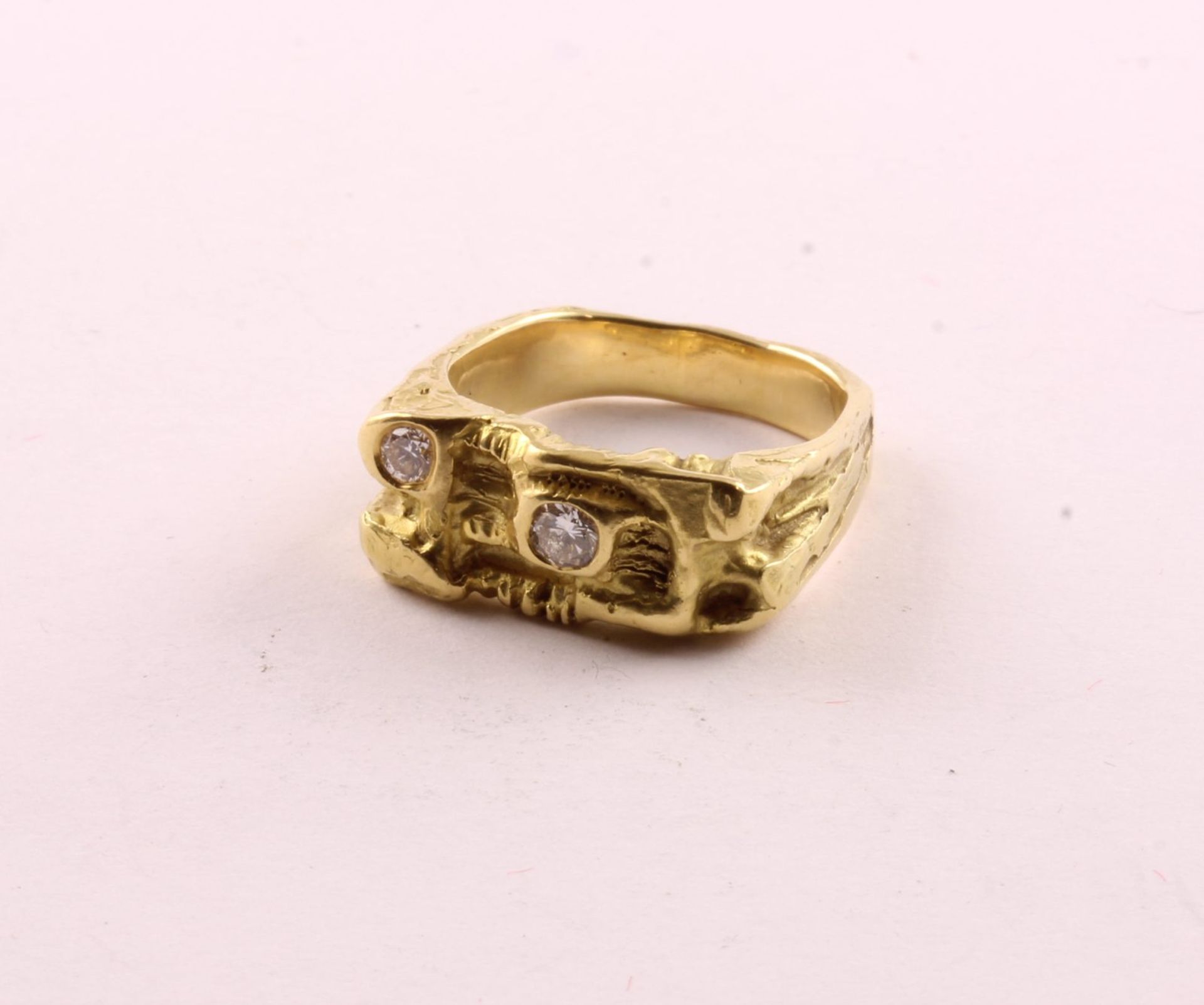 Brillant-Ring, 750/ooo GG, WURZBACHER