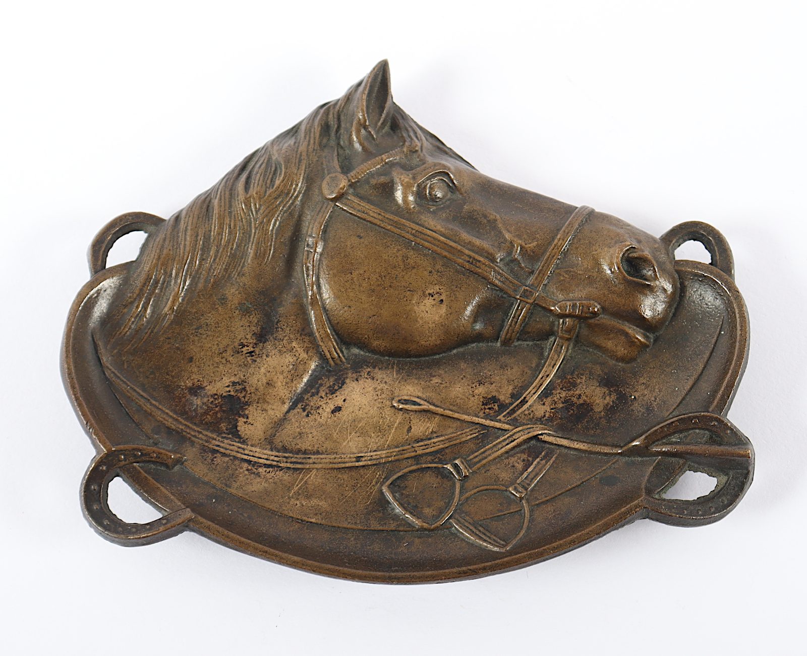 Visitenkartenschale, Pferdekopf mit Reitzeug, Bronze