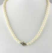 Perlenkette, 925/ooo Silberschließe, Safiren, Dm der Perlen 0,6, L 84