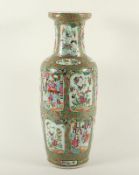 große Vase, Porzellan, Kanton-Stil, CHINA, 19.Jh.