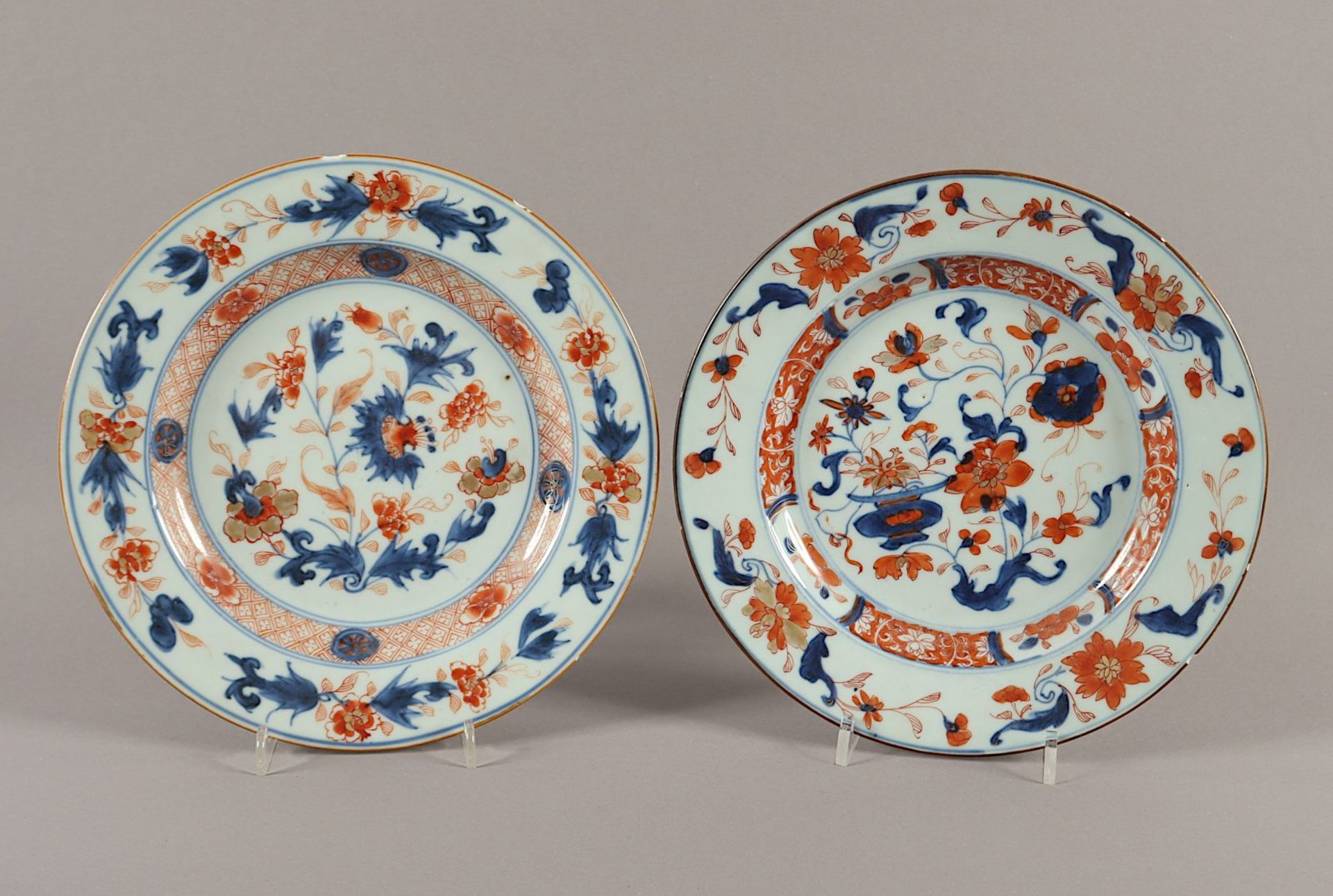 ZWEI IMARI-TELLER, Porzellan, besch., CHINA, 19.Jh.