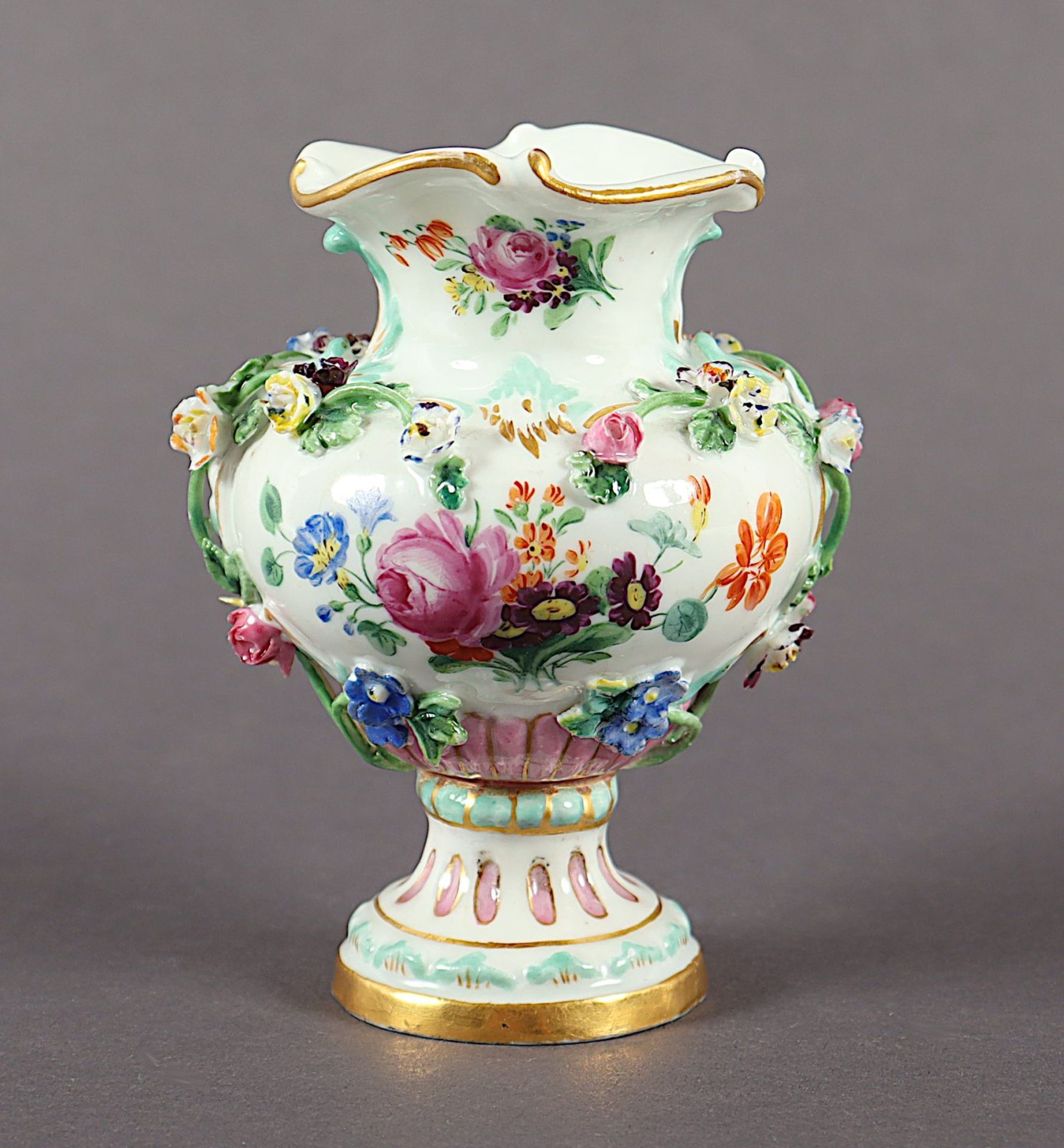 Vase, Landschaft, plastische Blüten, Meissen, 19.Jh. - Bild 2 aus 3