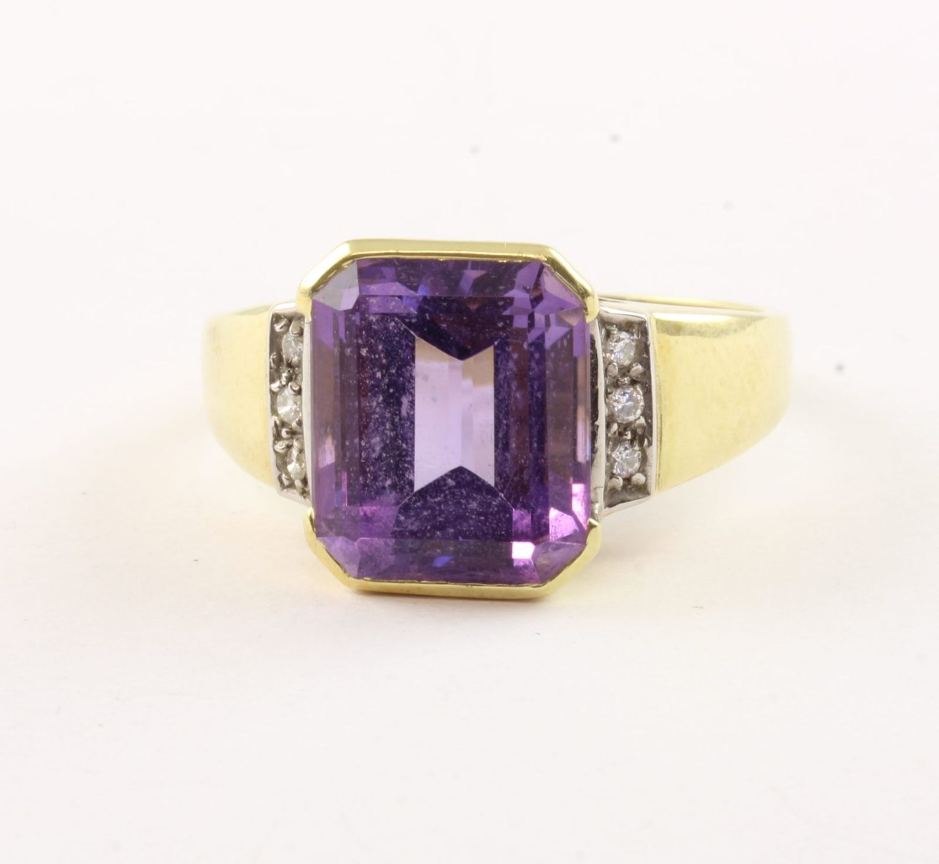 Amethyst Ring, 585/ooo GG, 6,8g