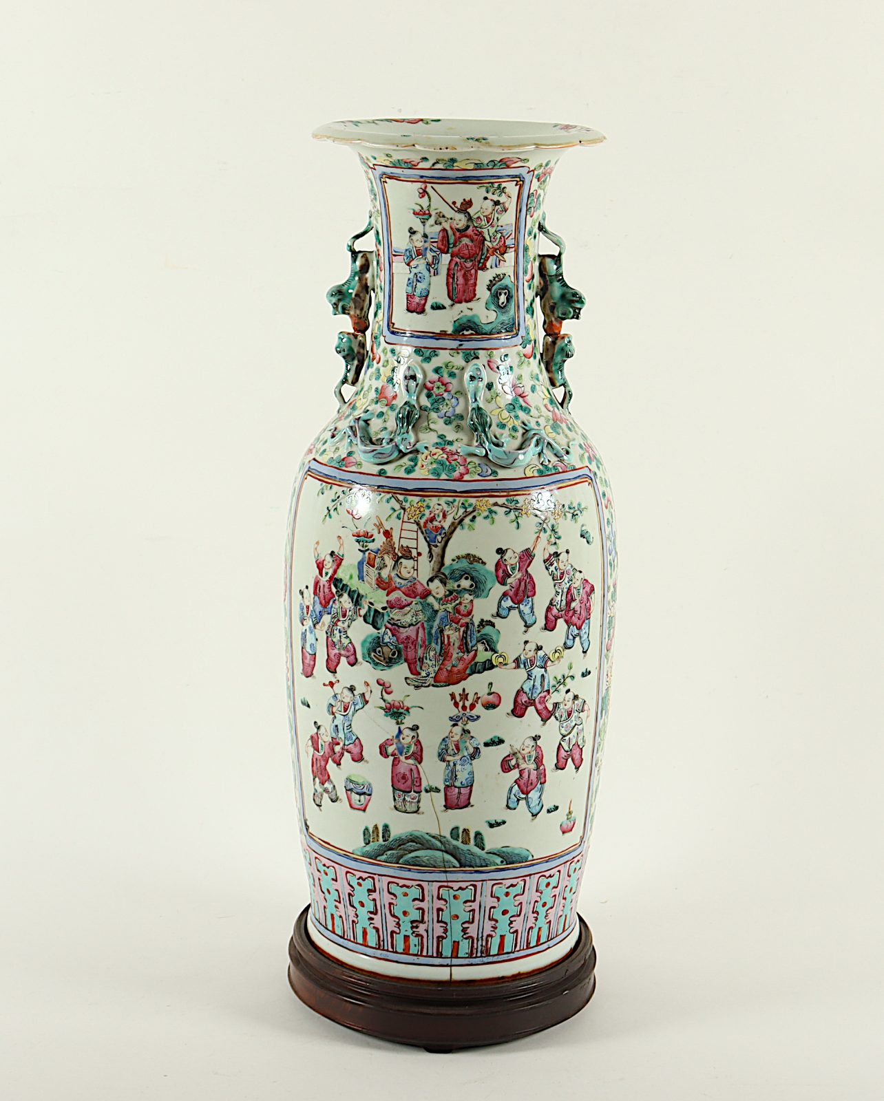 Vase, auf Holzsockel, China - Image 3 of 7