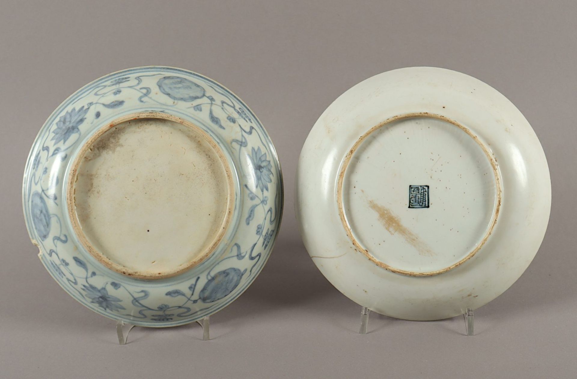 zwei Teller, Porzellan, besch., China - Bild 2 aus 2