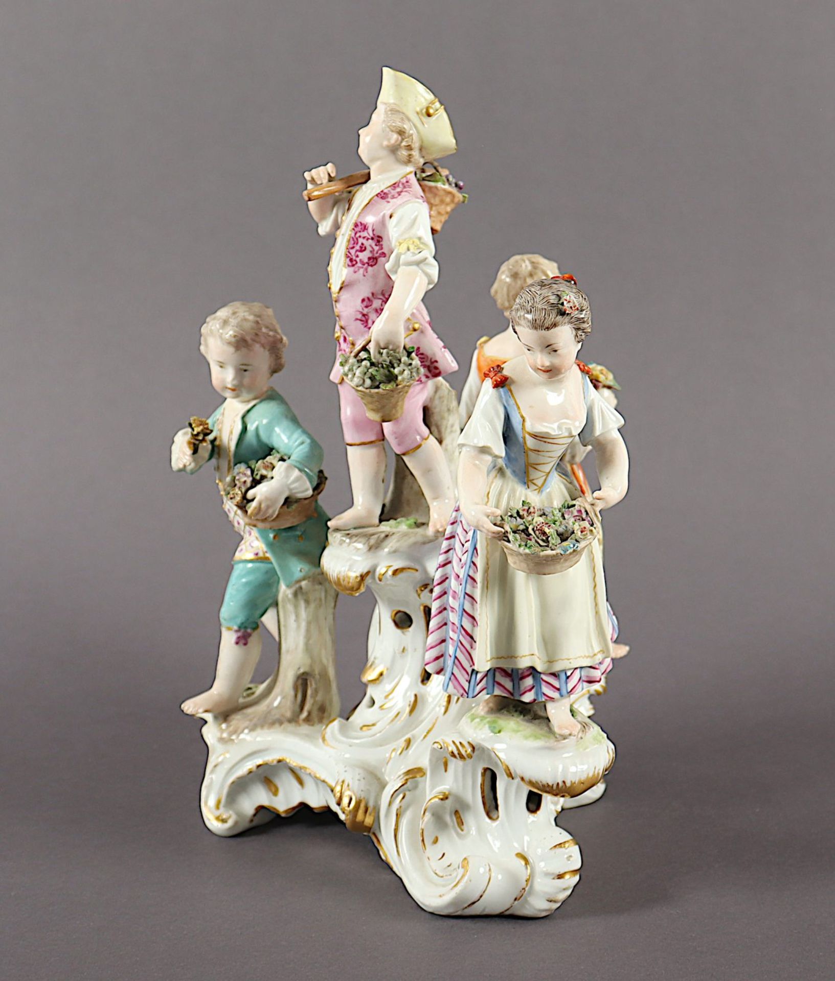 Figurengruppe Gärtnerkinder, Meissen, wohl 18.Jh. - Image 3 of 5