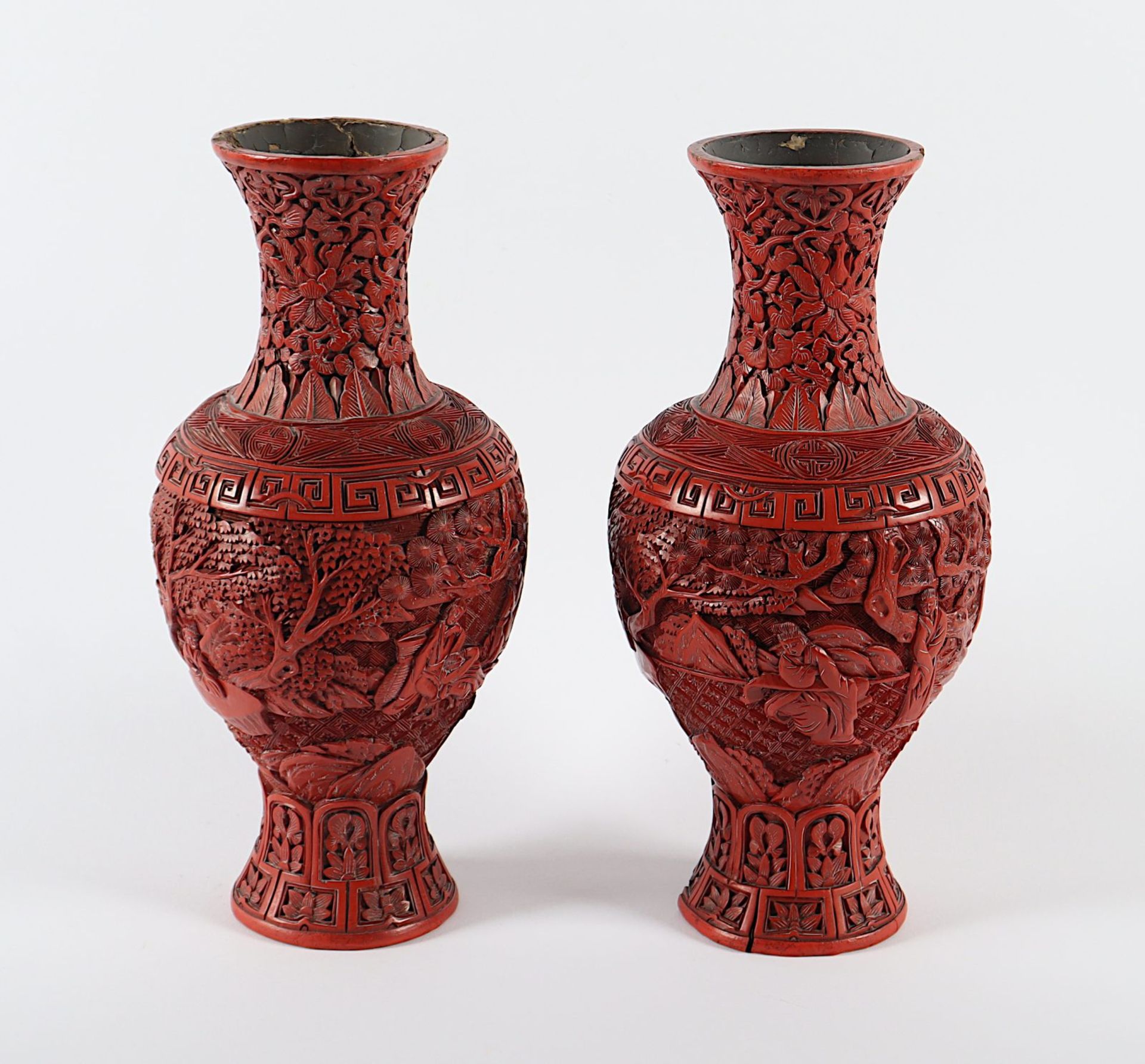 Paar Vasen, Rotlack, besch., CHINA - Image 2 of 4