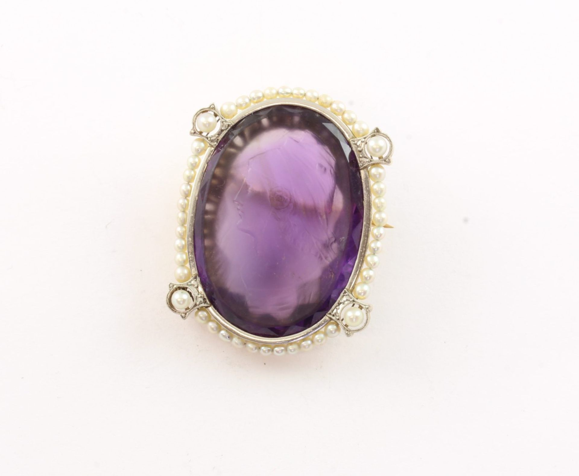 Amethyst-Gemmenbrosche, GG, Saatperlenbesatz, 18,1g