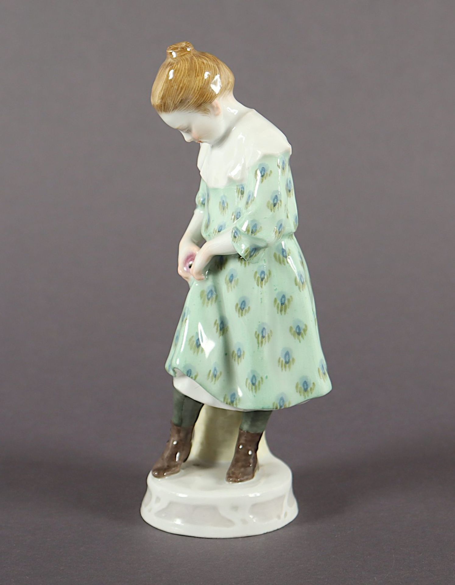 Figur "Mädchen mit Apfelkorb", Alfred König, Meissen, vor 1924 - Bild 3 aus 6