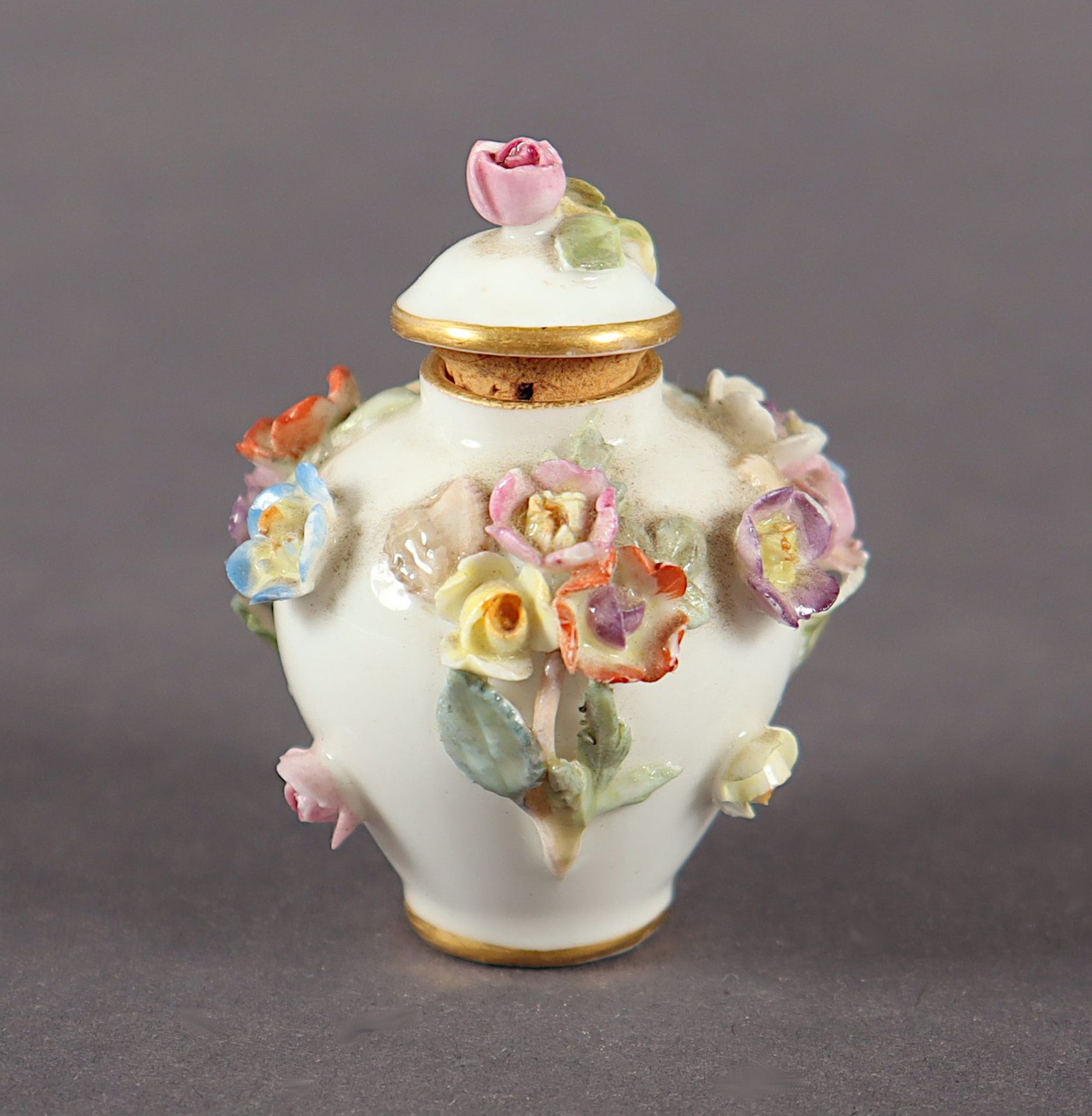 Miniaturvase, plastische Blüten, Meissen, 19.Jh.