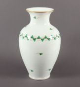 Vase, Herend, grünes Laub, 1976