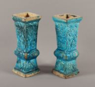 Paar Altar-Vasen, türkisblau glasiert, China, Ming