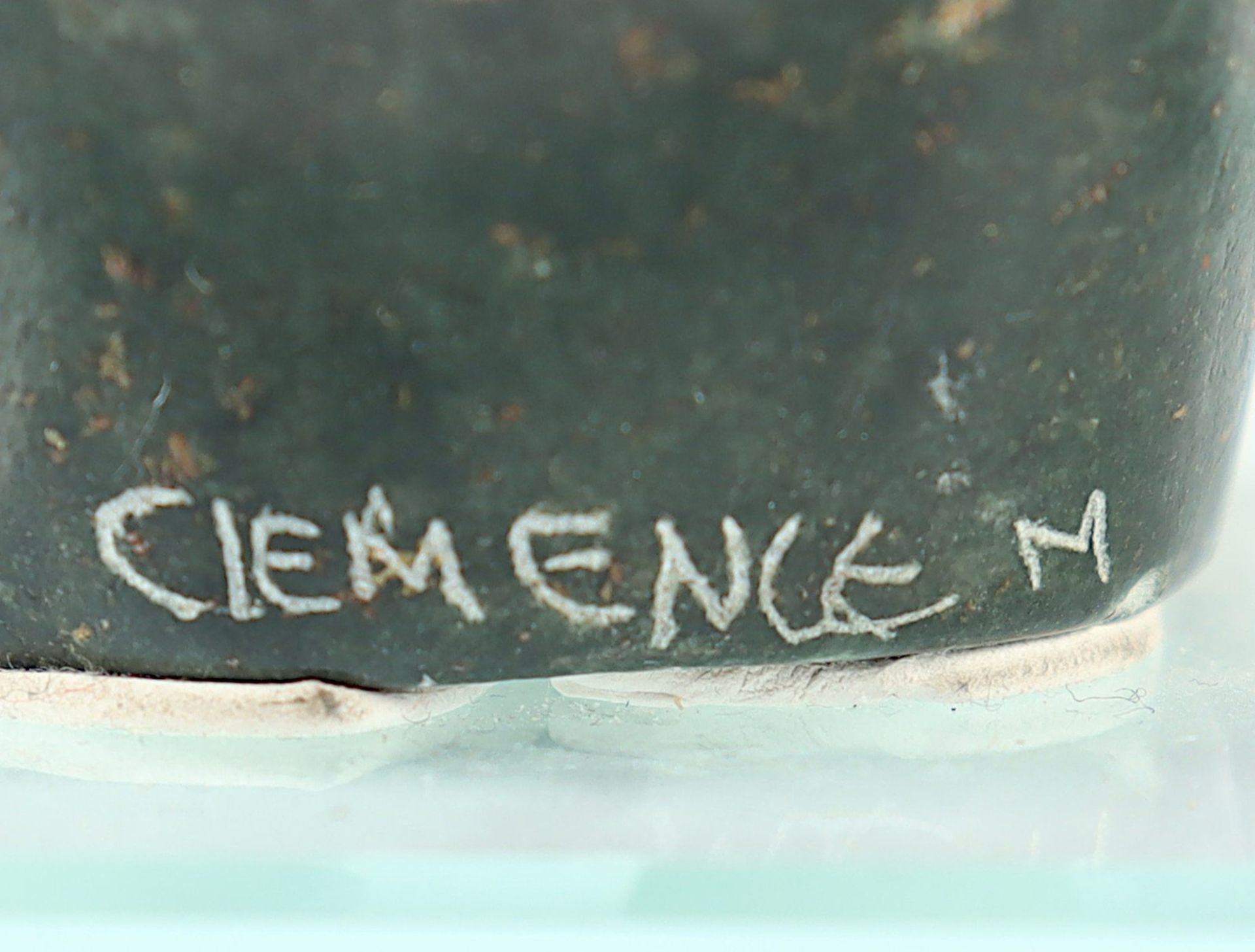 Maniko, Clemence, "Frauentorso", grüner Serpentin - Image 4 of 4