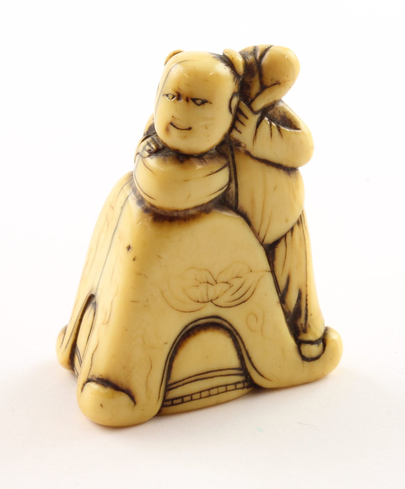 Netsuke, Karako, Elfenbein, 18. Jh.