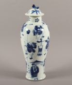 blau-weise Vase, Porzellan, CHINA