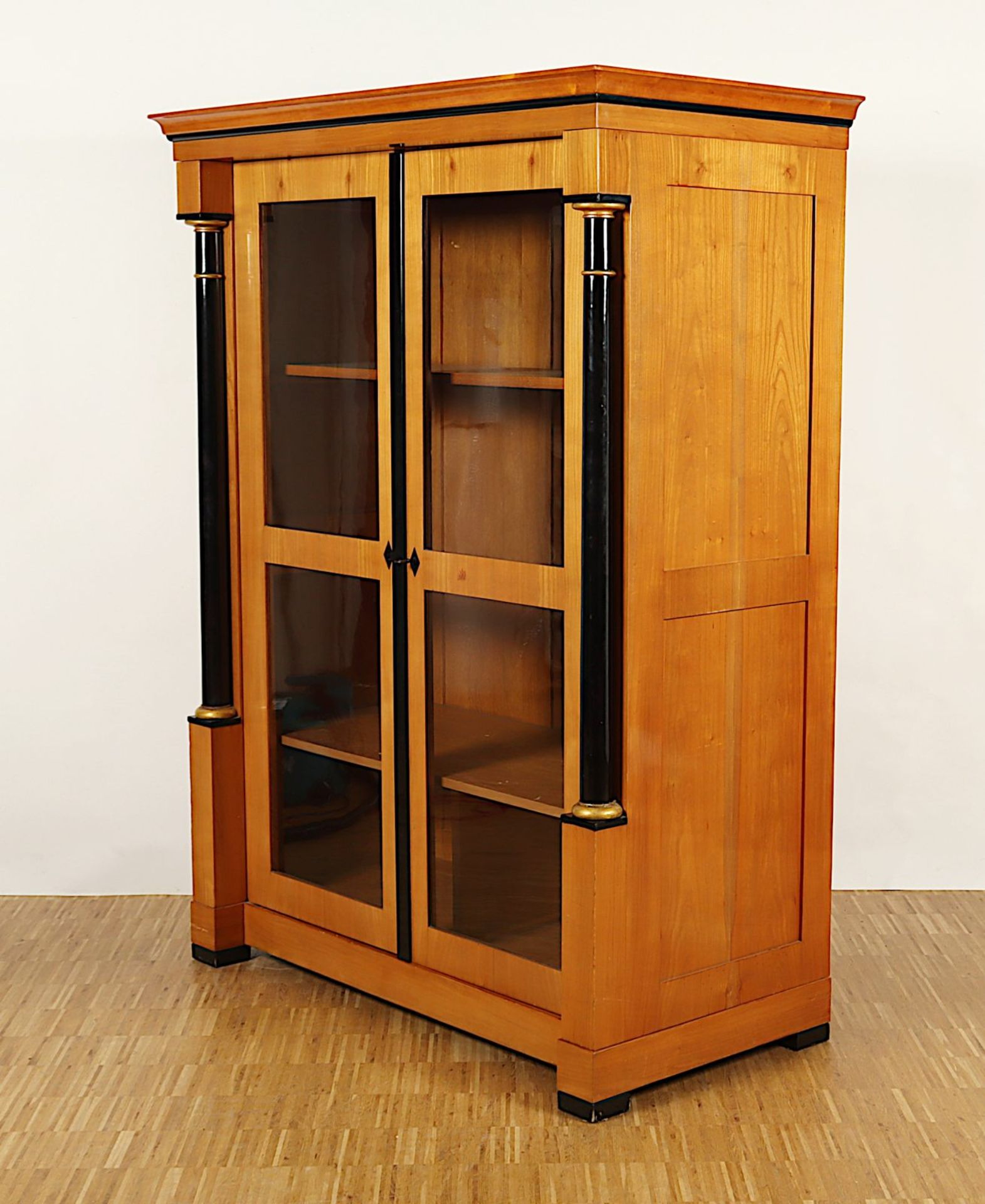 VITRINENSCHRANK IM BIEDERMEIERSTIL, Kirschbaum, DEUTSCH, E.19./A.20.Jh. - Bild 3 aus 4