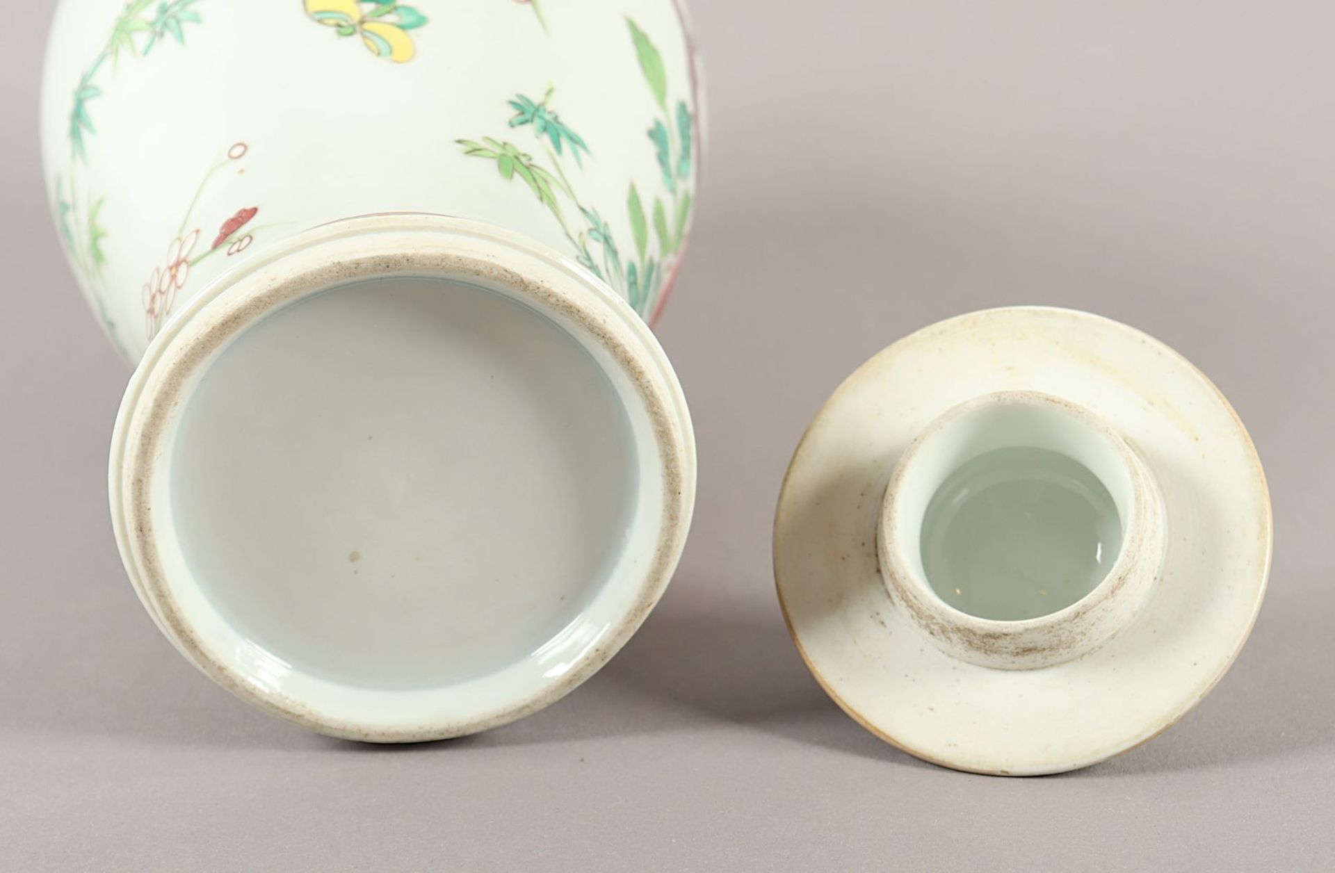 Deckelvase, Porzellan, China - Bild 3 aus 3