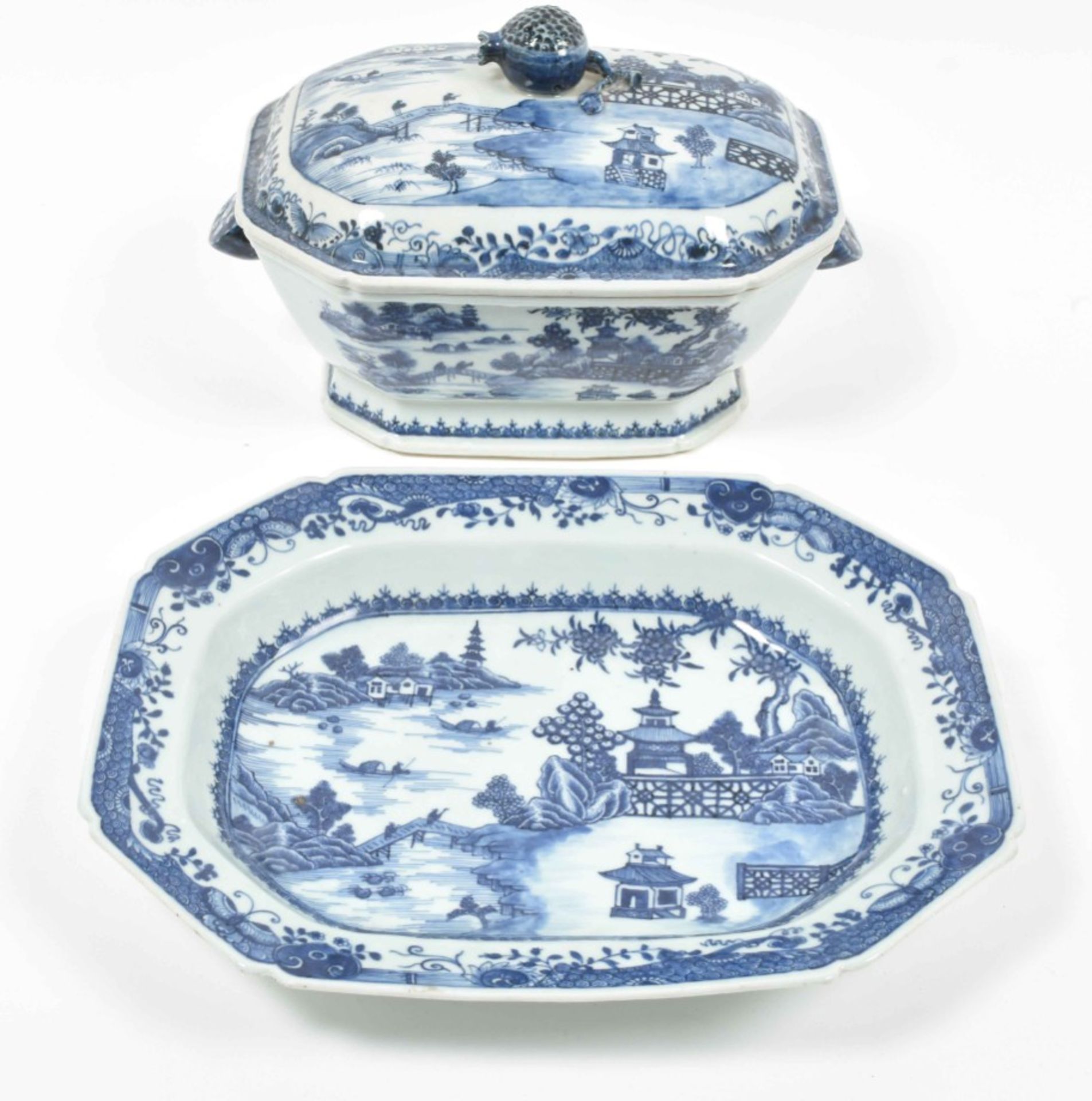 [China. Porcelain] Chinese Qianlong porcelain tureen dish - Bild 10 aus 10