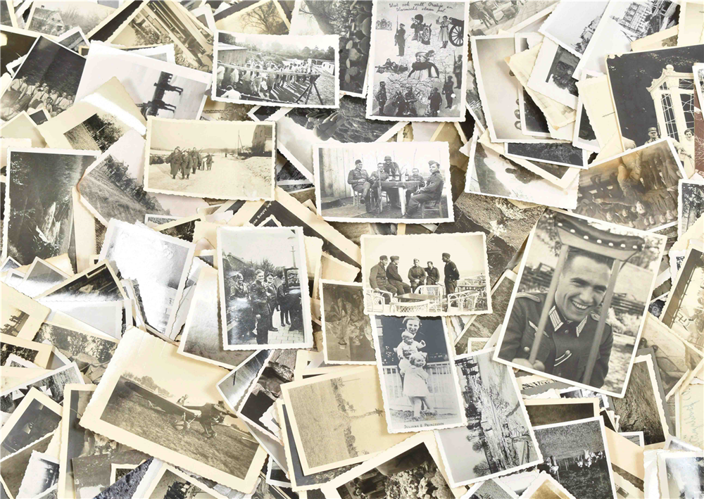 Collection of hundreds of loose WWII photographs