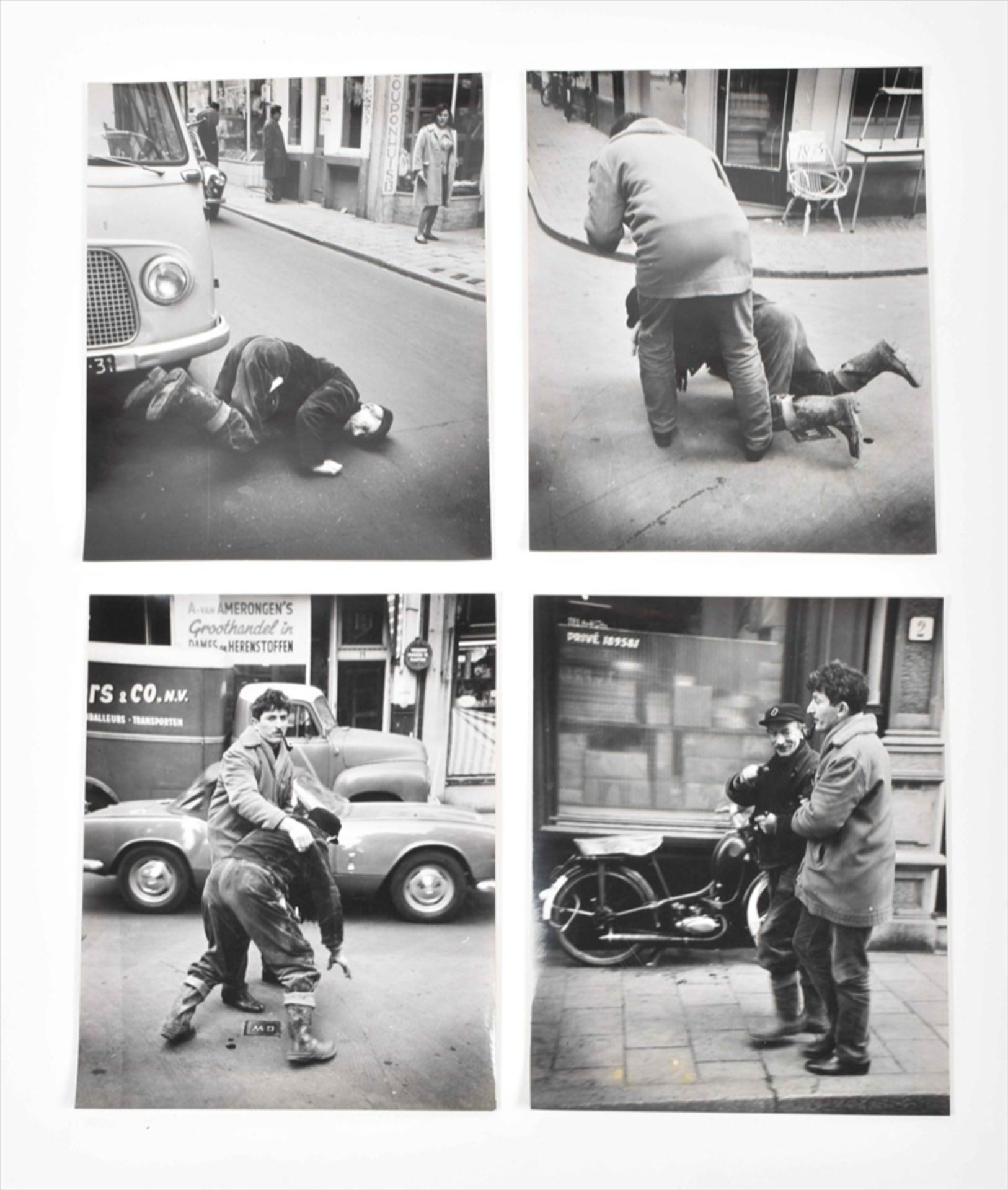 Cor Jaring (1936-2013). "Op straat gevallen beschonken man, Oude Hoogstraat, Amsterdam".