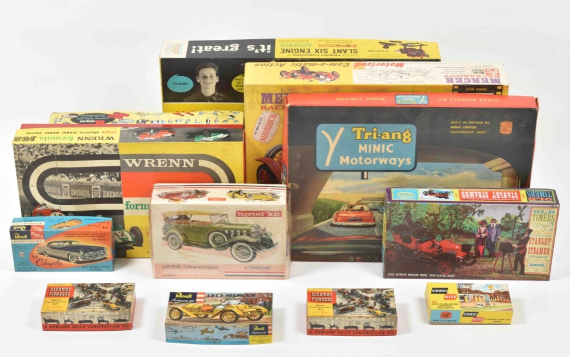 [Model cars] Collection of 12 model car kits