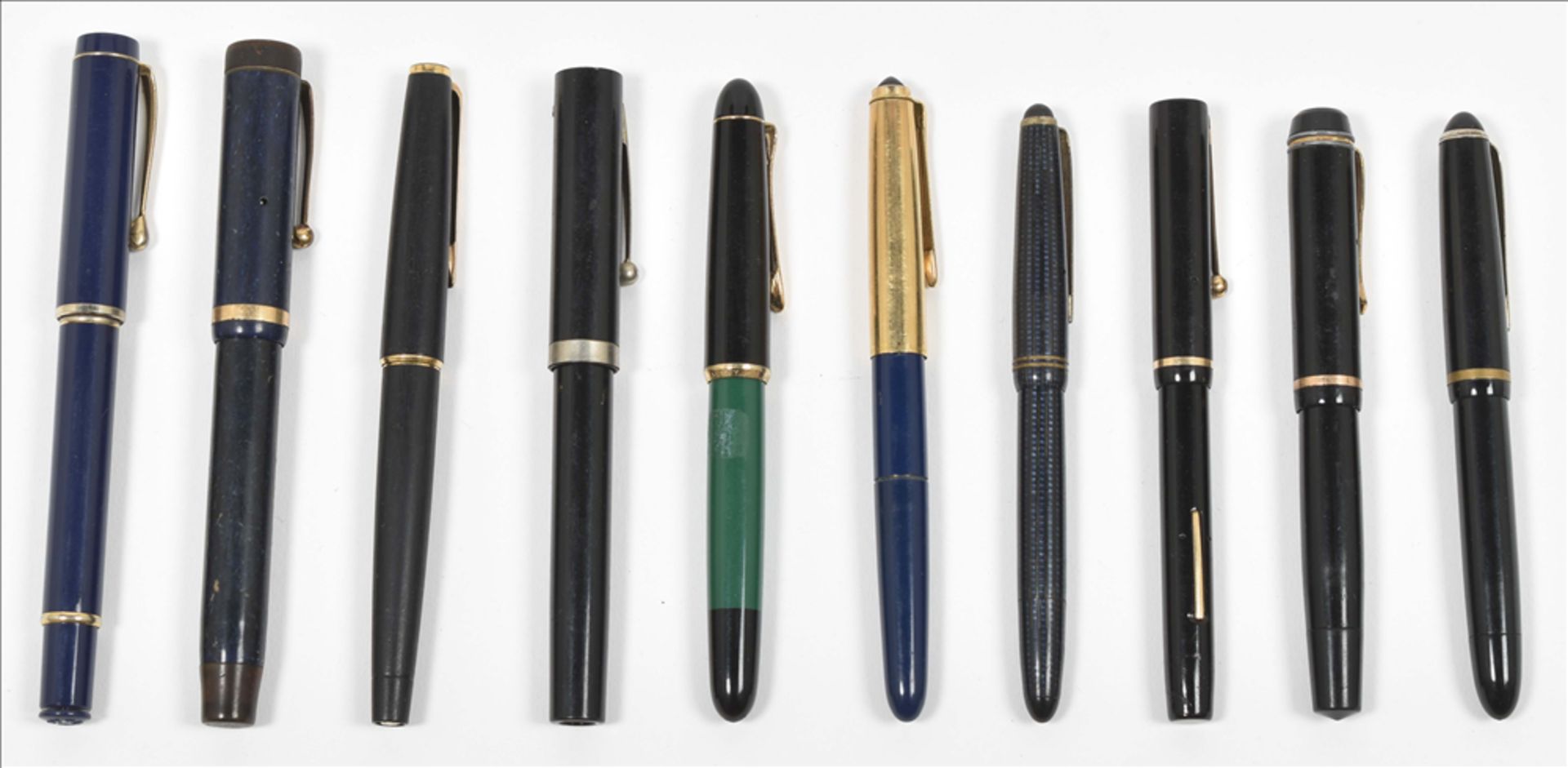 [Fountain pens] Collection of ten fountain pens