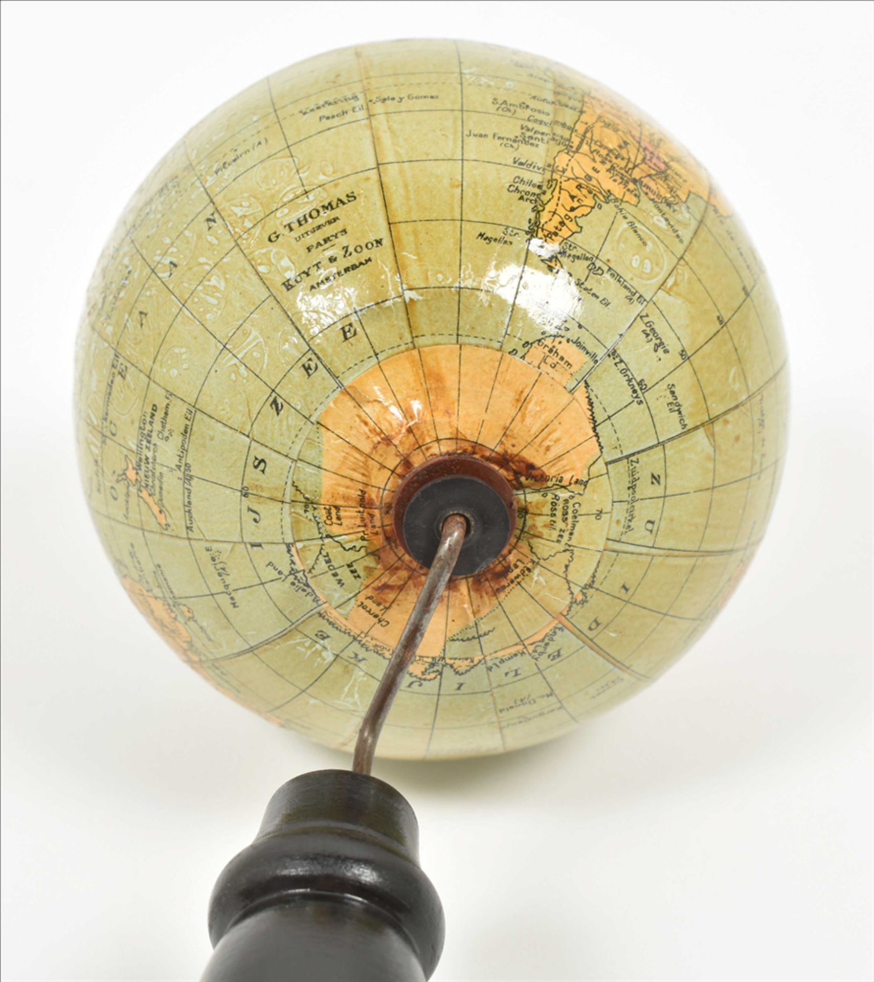 [Globes] Small Dutch language col. globe - Image 4 of 6