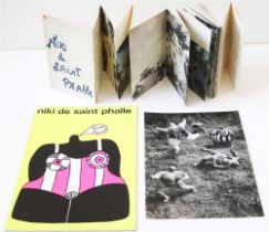 Niki de Saint Phalle, 2 catalogues plus original photo