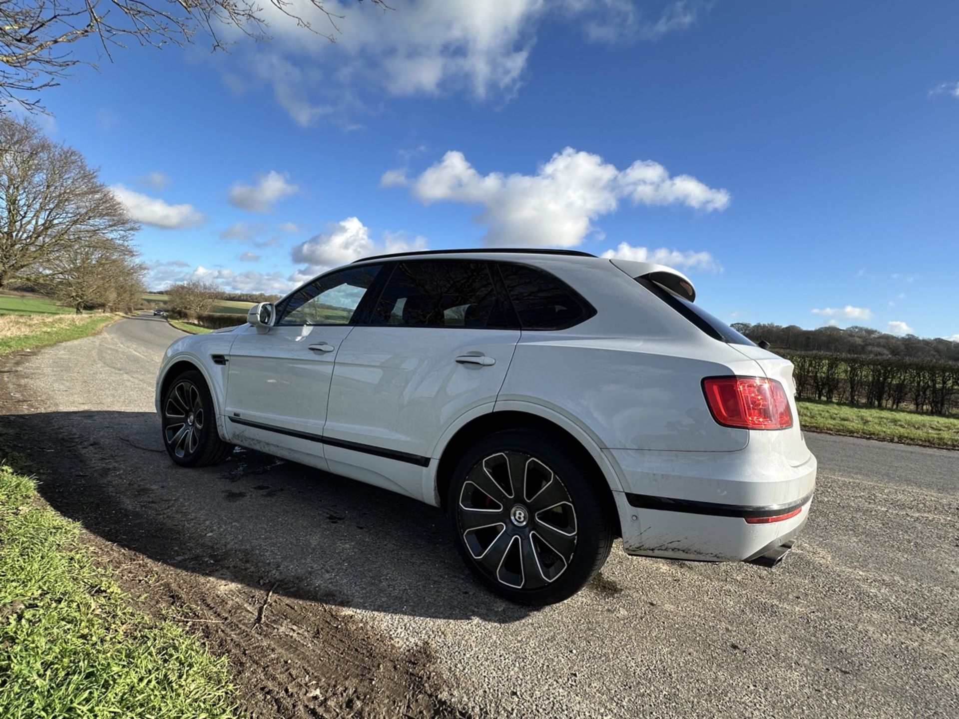 (RESERVE MET)BENTLEY BENTAYGA 4.0 V8 Mulliner “Design Series” 5dr Auto 2020 Model - Pan Roof - 51k - Image 10 of 38