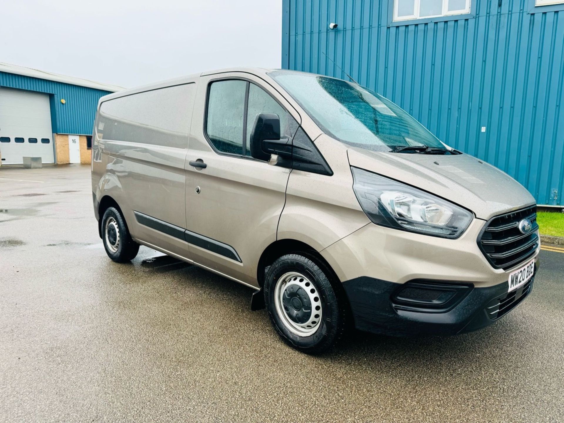 FORD TRANSIT CUSTOM 2.0 TDCi Low Roof Van 2020 20 Reg - 1 Owner - Metallic Grey - 75k miles Only