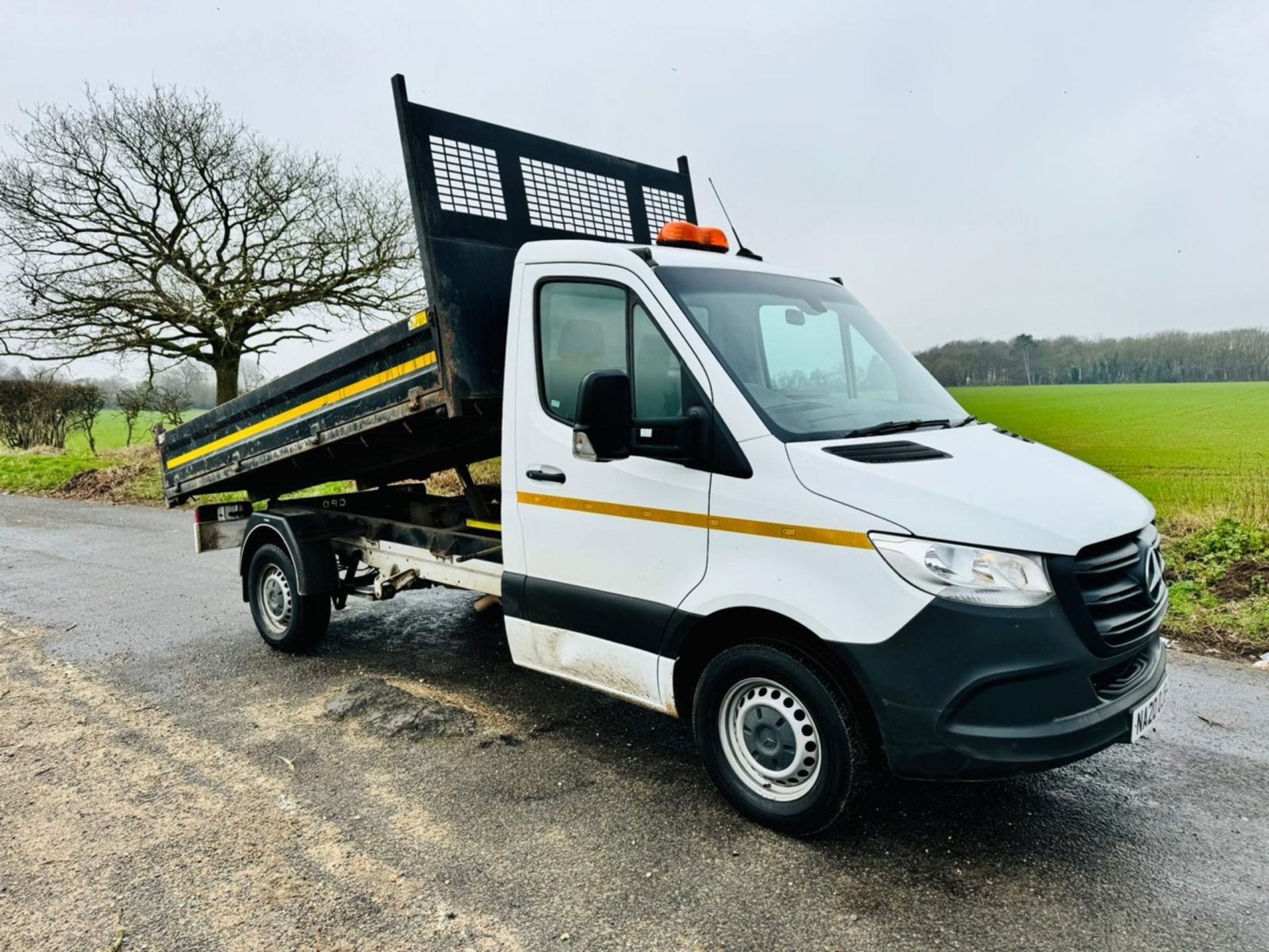 Mercedes-benz Sprinter 314CDI RWD Tipper *AUTOMATIC* (2020 20 Reg) 65k miles Only -1 Owner -SH Print