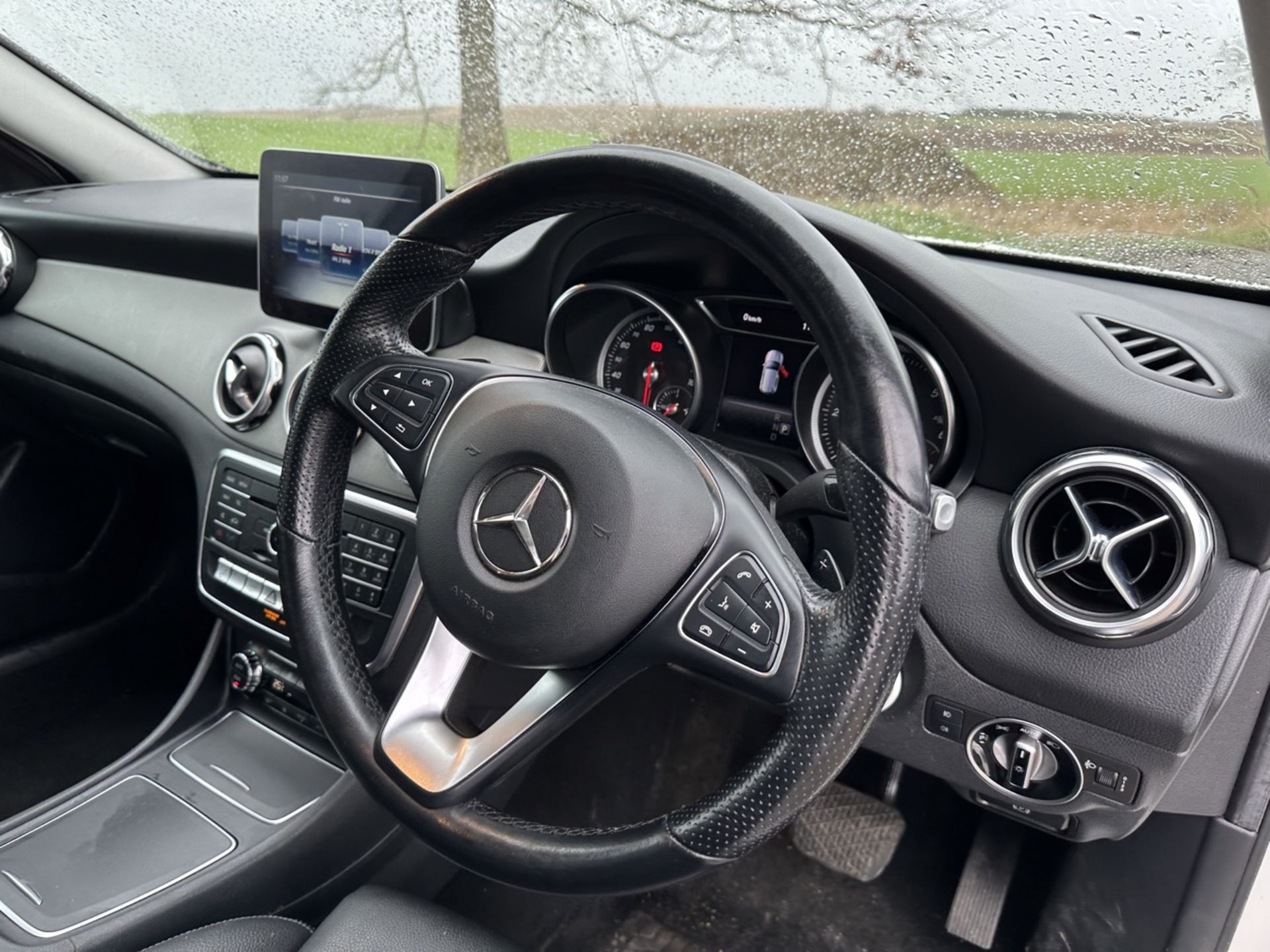 MERCEDES-BENZ GLA 200d “Automatic” Sport Executive 5dr - (2019 Model) *HIGH SPEC* 79k Miles Only - Image 22 of 24